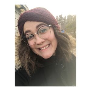 Meet your Posher, Kayla